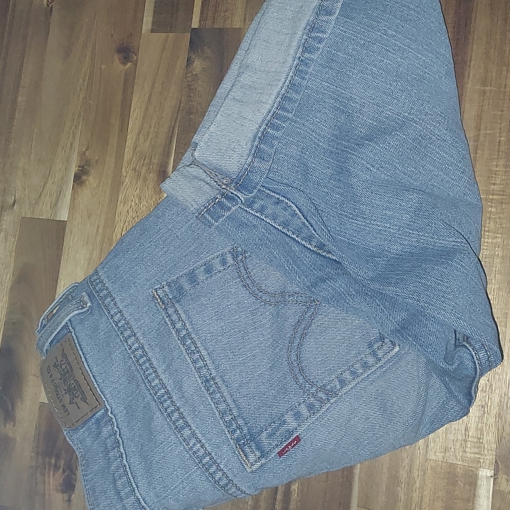 Levi's sz 10 shorts.